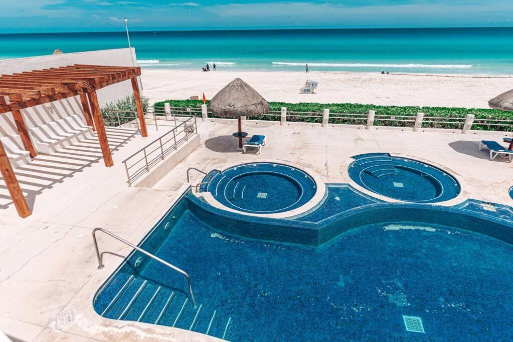 Cancun Marlin 32 Exterior photo